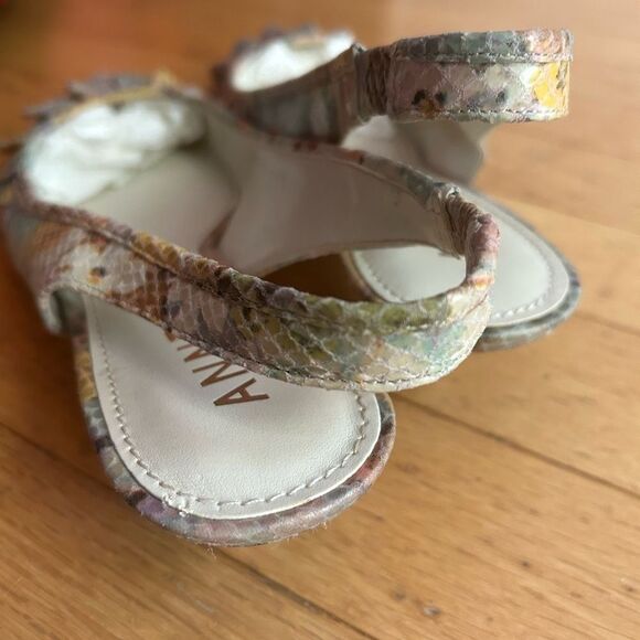 HOST PICK Y2K Anne Klein Multicolor Slingback Kitten Heels with Ruffle 8M - Picture 13 of 15